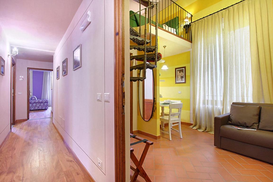 Apartments Puccini Florens Rum bild