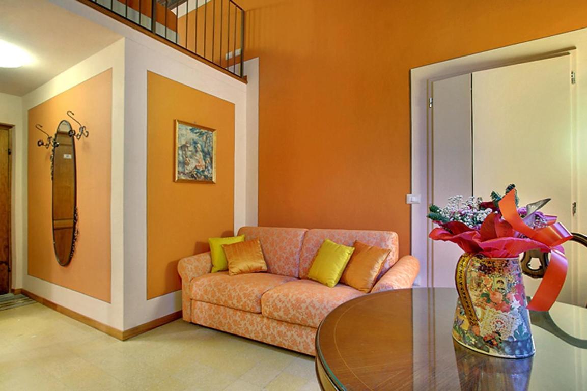 Apartments Puccini Florens Rum bild