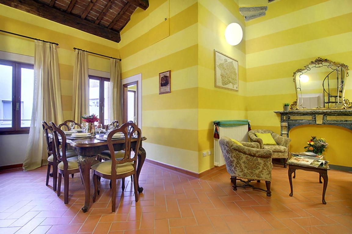 Apartments Puccini Florens Rum bild
