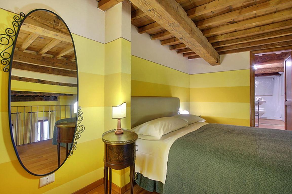 Apartments Puccini Florens Rum bild